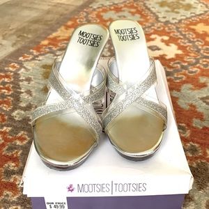 Mootsies tootsies dress shoes
